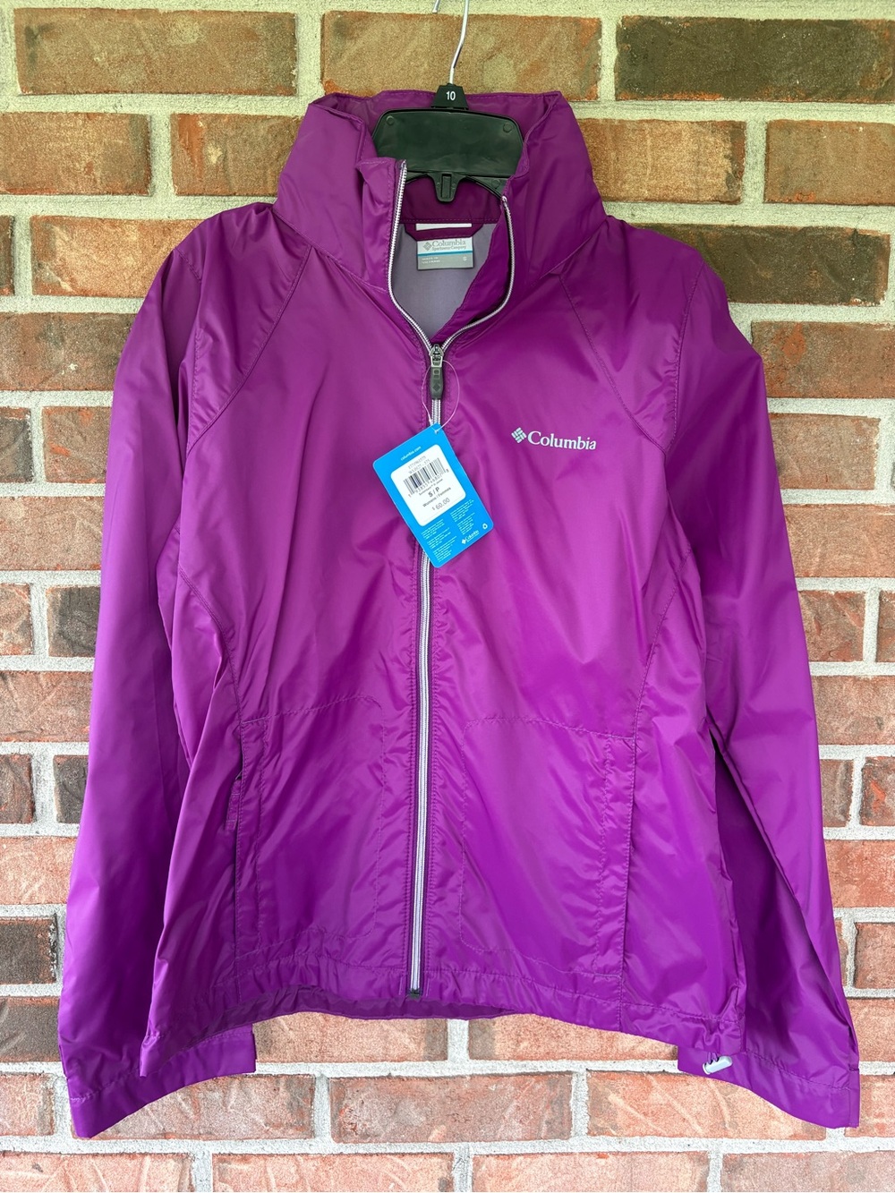 NWT Columbia Women's small Lightweight Purple Packable Jacket